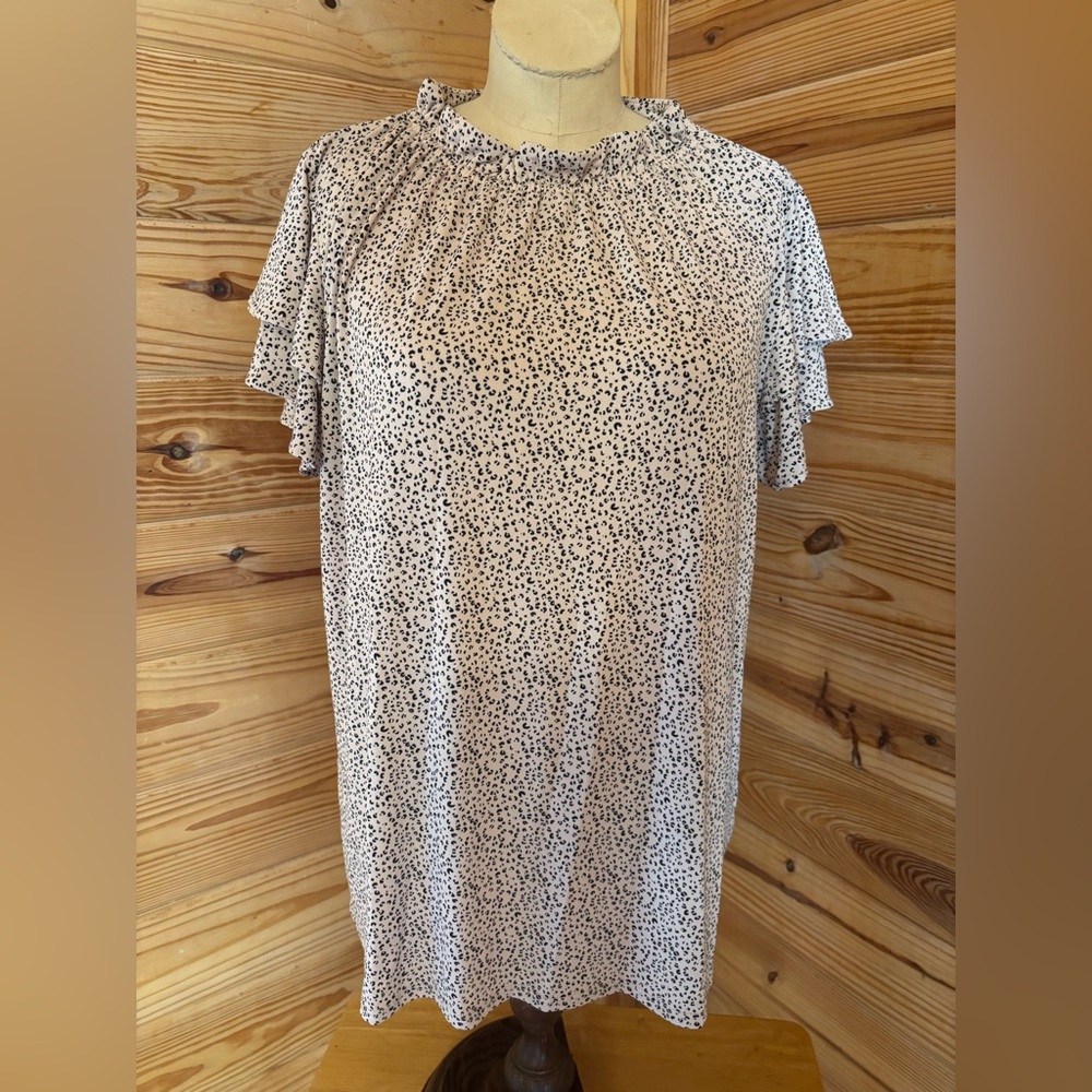 Adrianna Papell Black and White Speckled Blouse- Size L